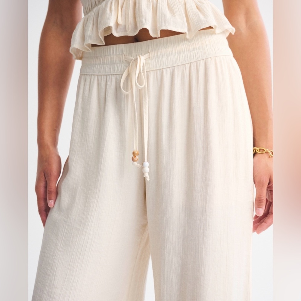 Crinkle Textured Pull-On Pant - Picture 3 of 5